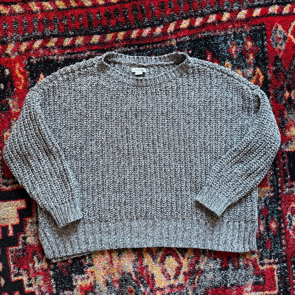 American Eagle Sweater